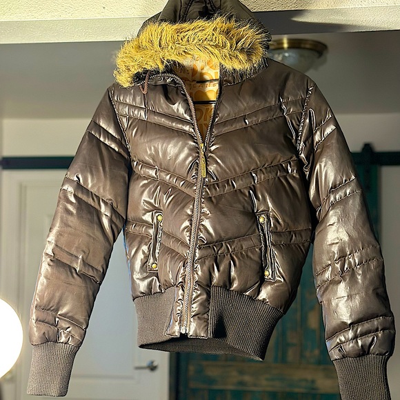 Dkny Jackets & Blazers - Vintage dkny puffer brown jacket with hoodie and furr Y2k puffer jacket size M